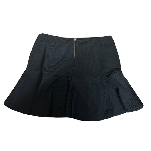 Womens Zara Trafaluc Black Mini Skirt Size Medium - Picture 2 of 3